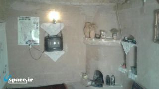 نمای داخل اتاق اقامتگاه بوم گردی ثنا بلقیس - اسفراین - روستای جوشقان